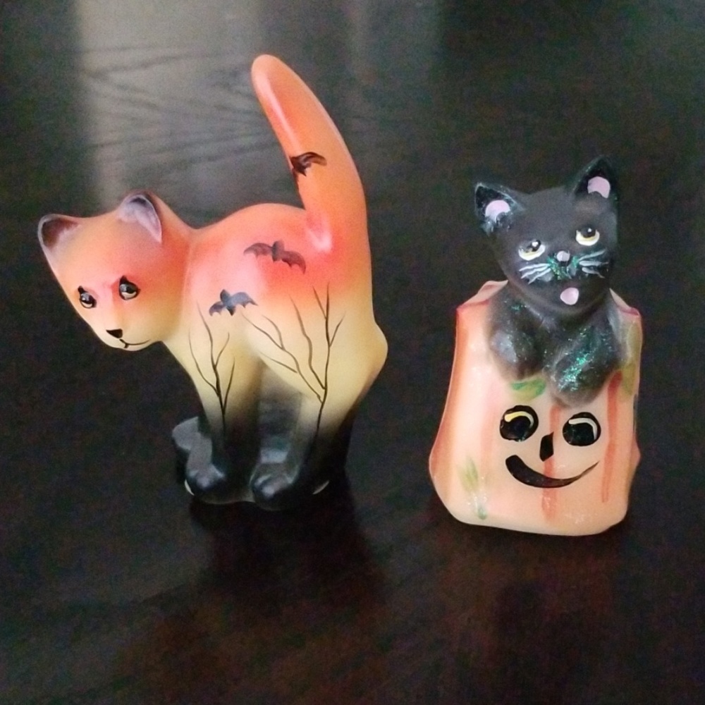 Halloween 🎃 cats Fenton art glass